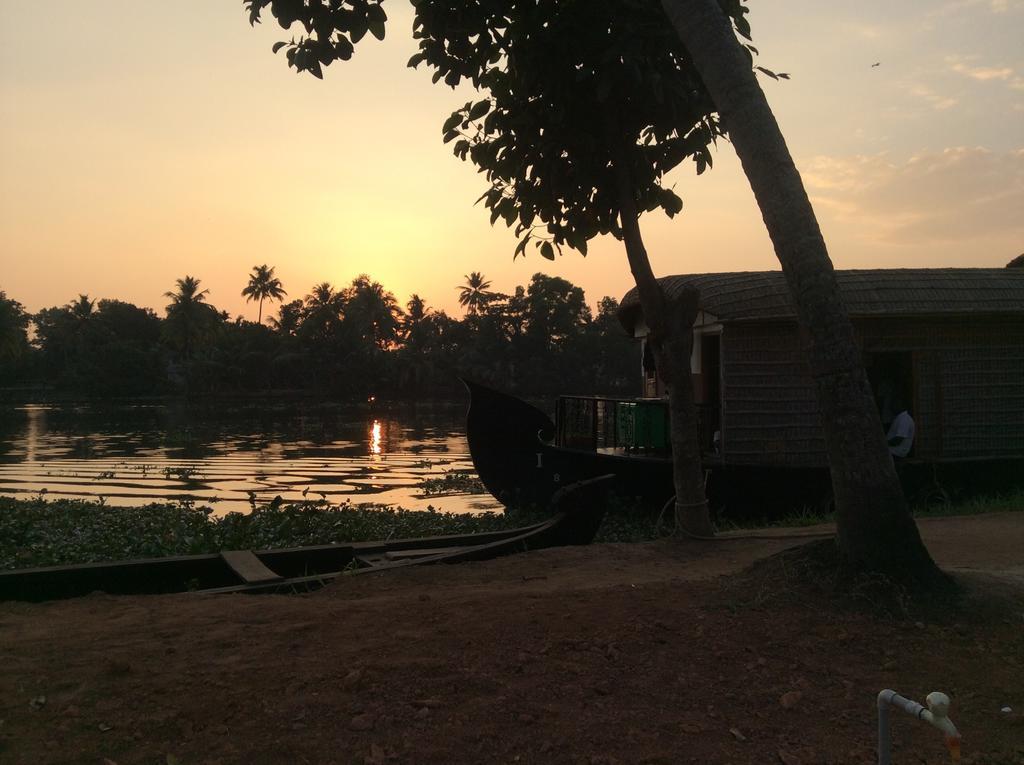 Ayana'S Homestay Alappuzha Exterior foto
